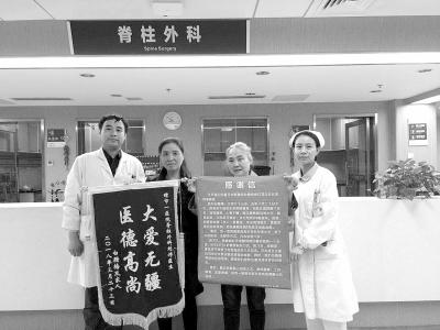 zhouqian180358_b.jpg zhouqian180358_b.jpg