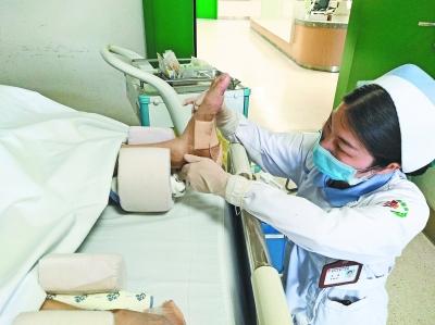 chenjb180487_b.jpg chenjb180487_b.jpg