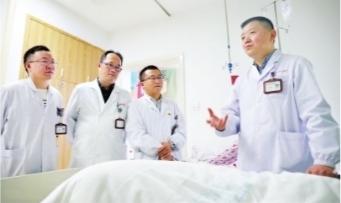 4_99562_b.jpg 4_99562_b.jpg